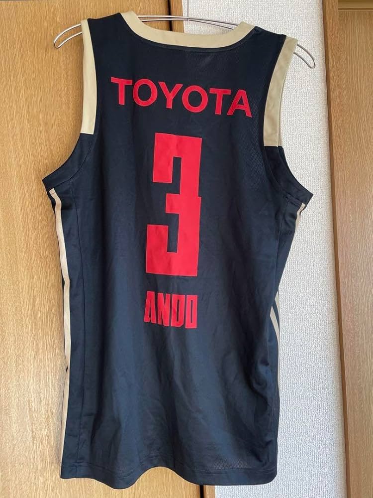 Amazon.co.jp: アルバルク東京時代安藤誓哉選手サイン入り